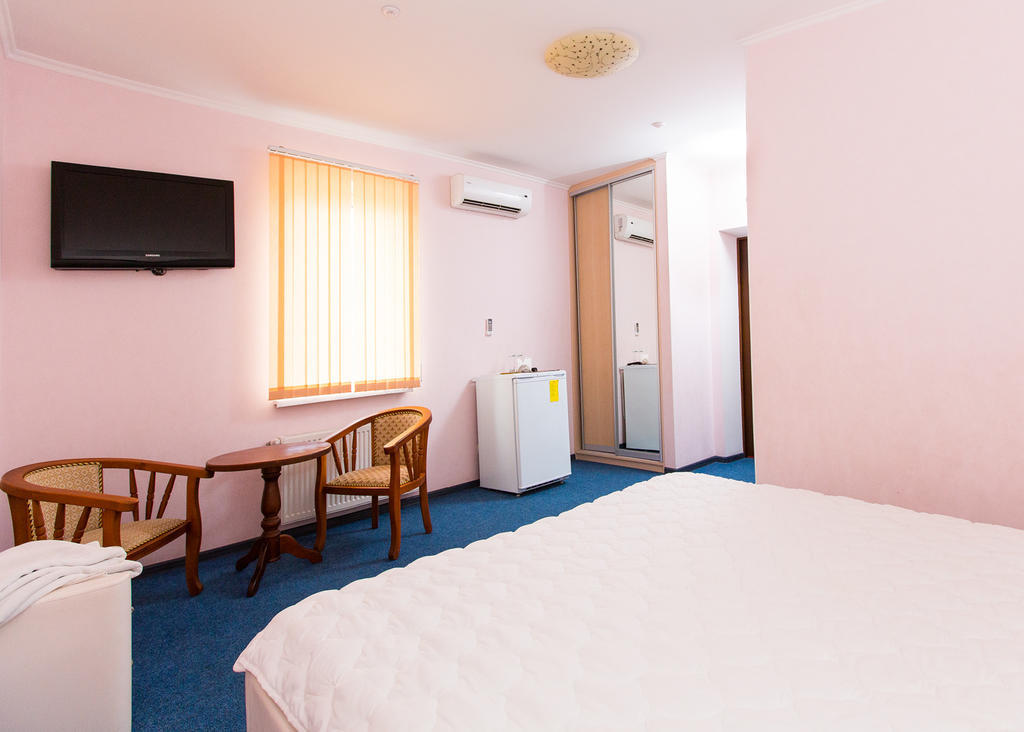 Oasis Hotel Oldenburg Bagian luar foto