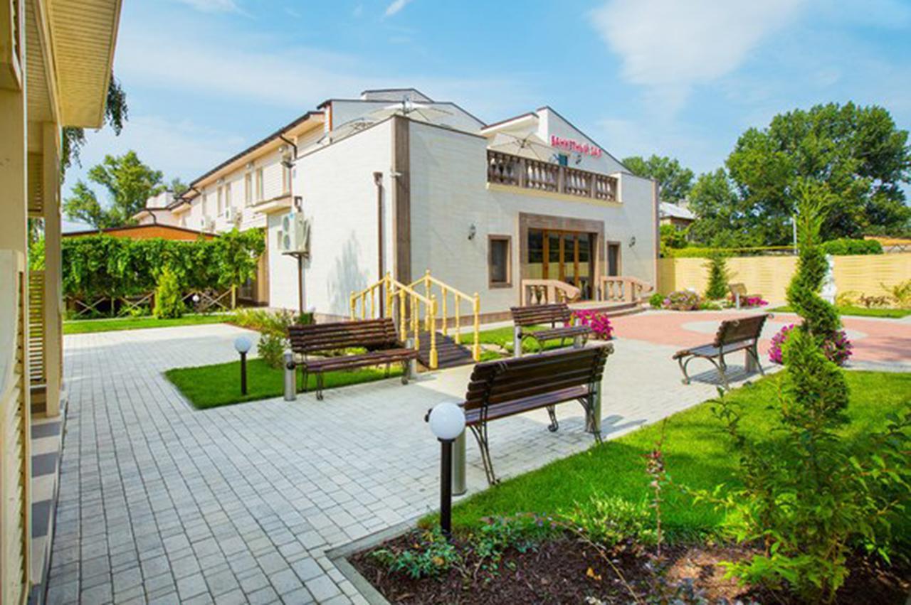 Oasis Hotel Oldenburg Bagian luar foto